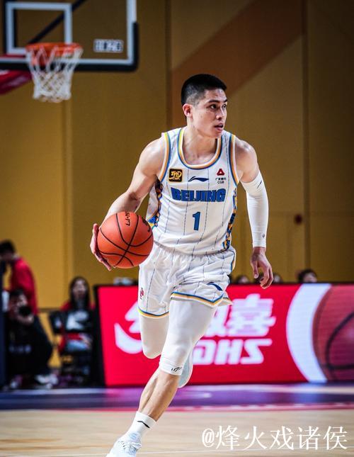 【集锦】投疯了!陈盈骏29分8助攻,随手一扔打进神仙球3+1 【集锦】投疯了!陈盈骏29分8助攻,随手一扔打进神仙球3+1